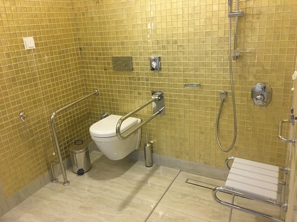 Ramada By Wyndham Iskenderun Hotel Екстериор снимка