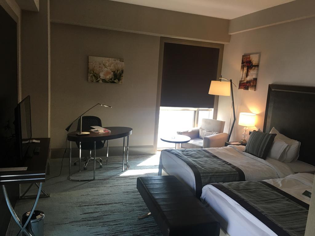 Ramada By Wyndham Iskenderun Hotel Екстериор снимка
